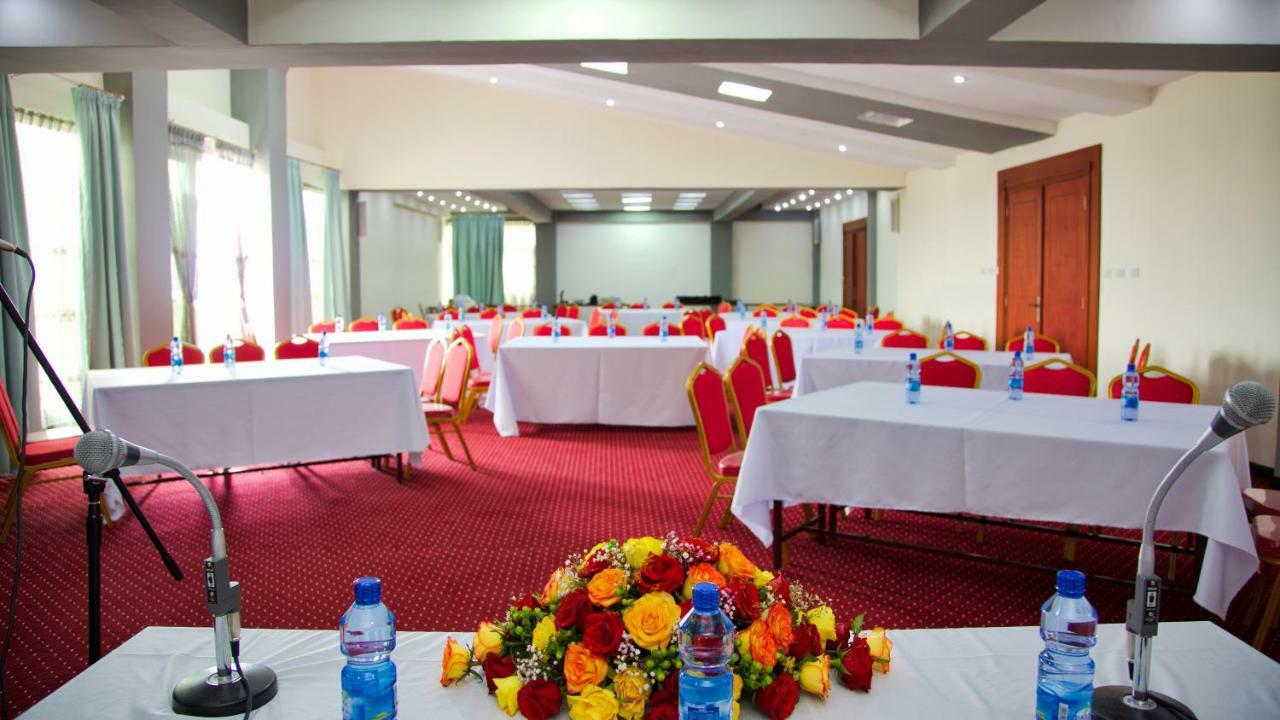 Yinm Furnished Apartment Addis Ababa Exterior photo